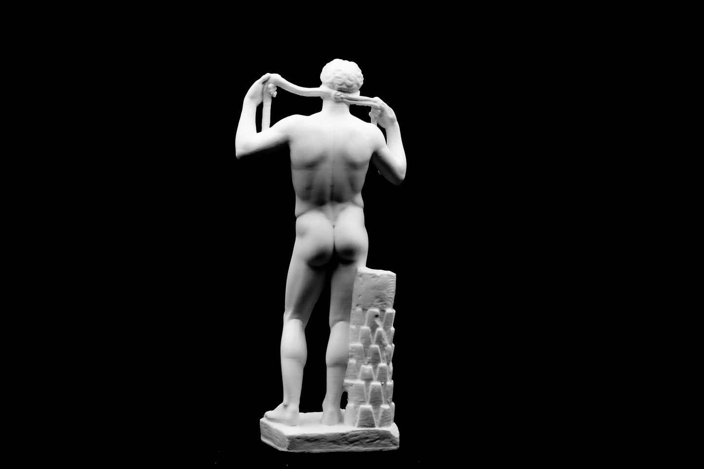 Diadumenos Farnese Greek Statue | Iconic Ancient Greek Art |