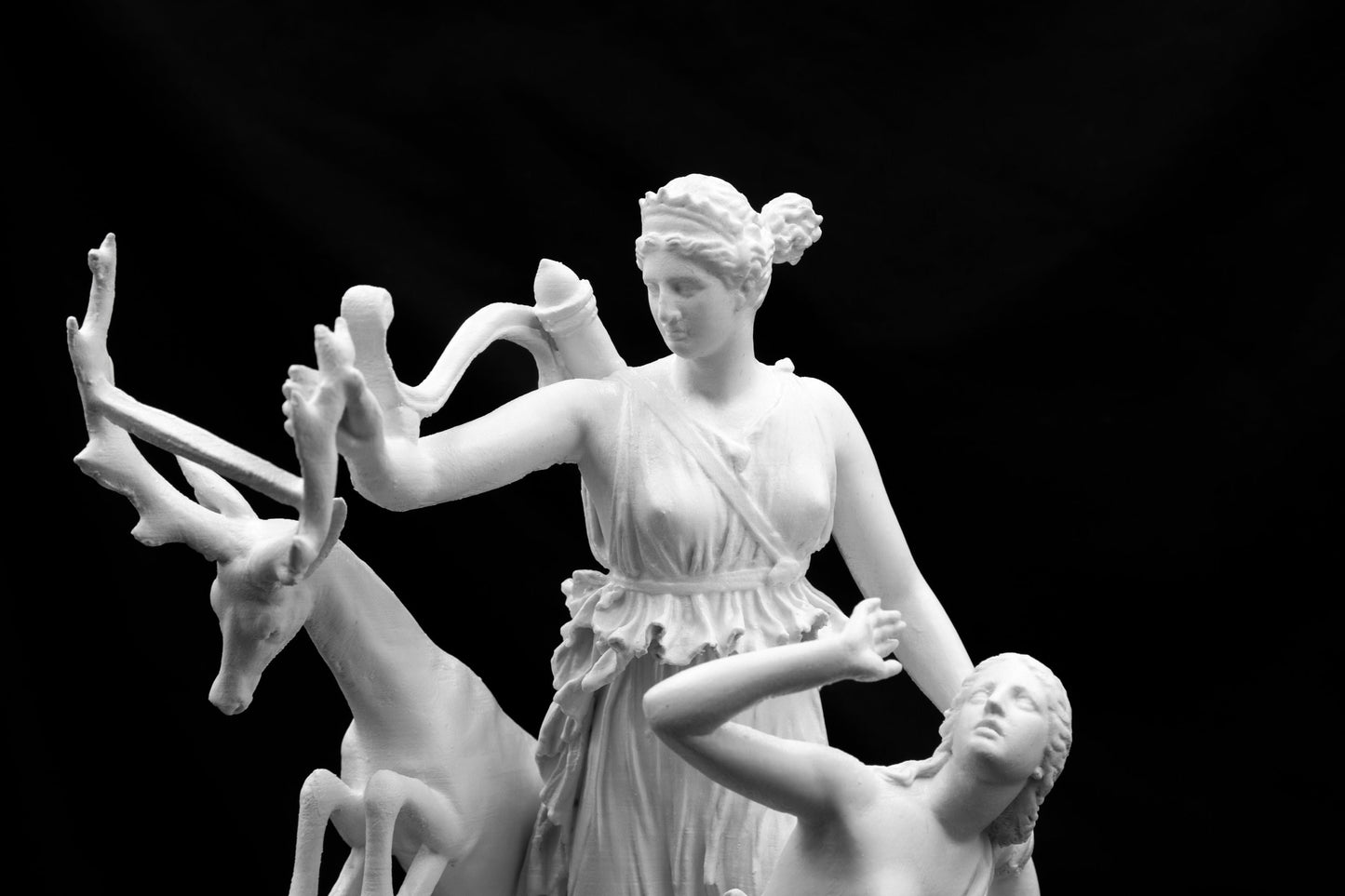 Artemis-Iphigenia Mythological Scene Statue