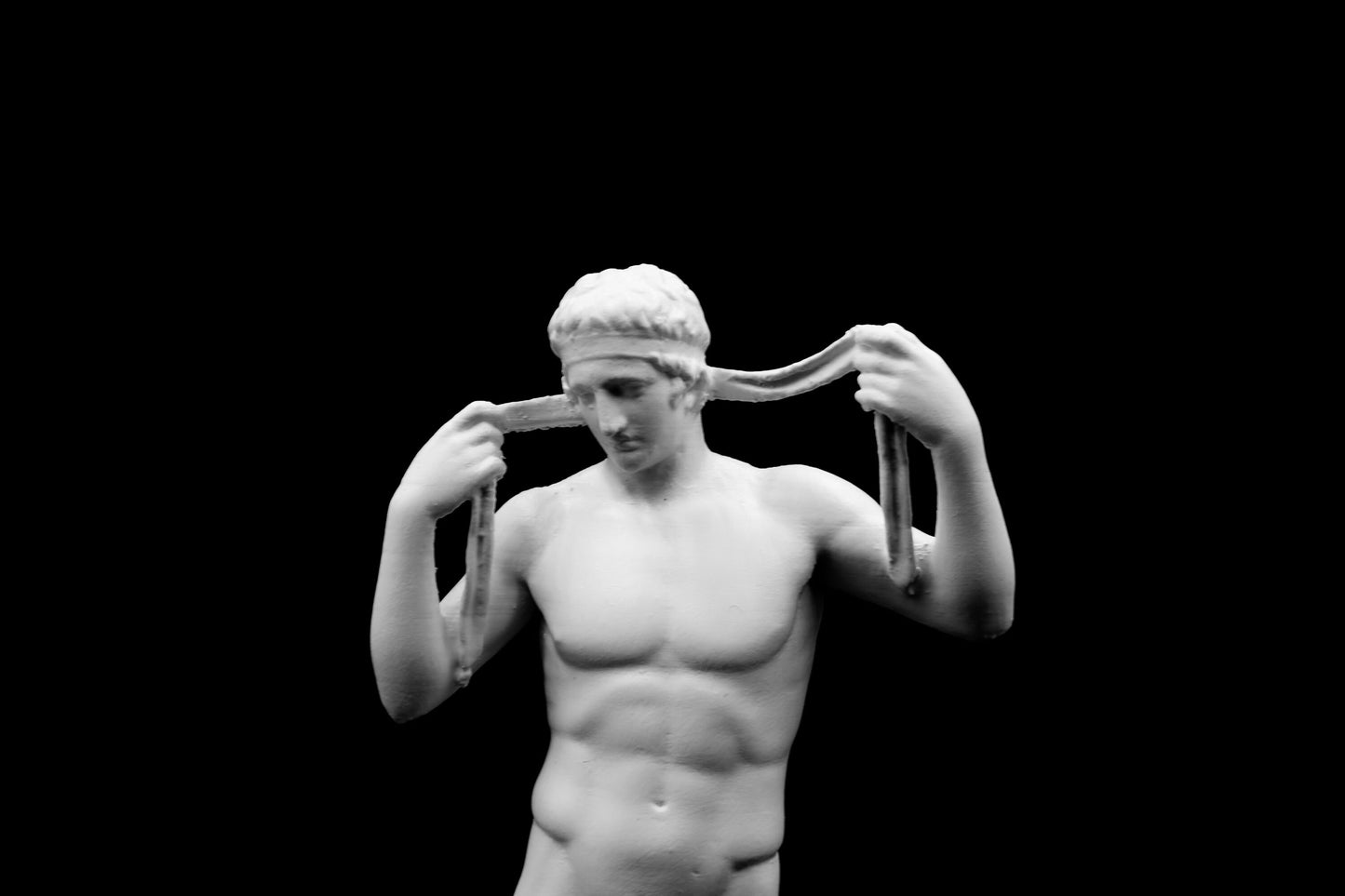 Diadumenos Farnese Greek Statue | Iconic Ancient Greek Art |