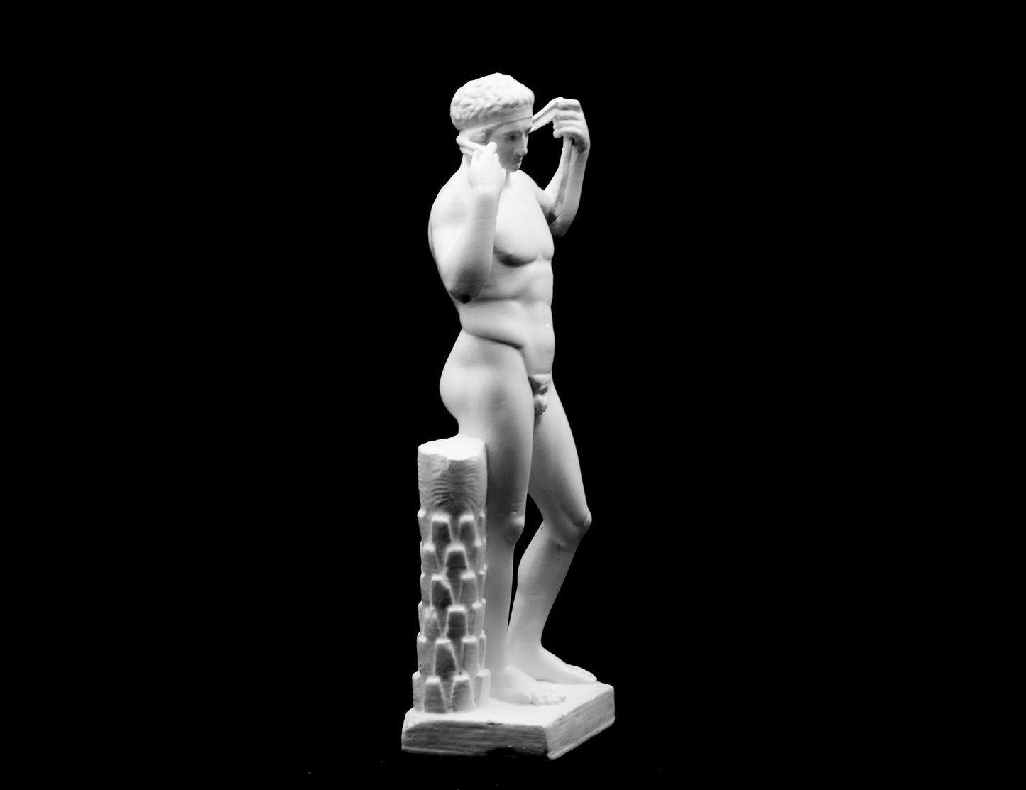 Diadumenos Farnese Greek Statue | Iconic Ancient Greek Art |