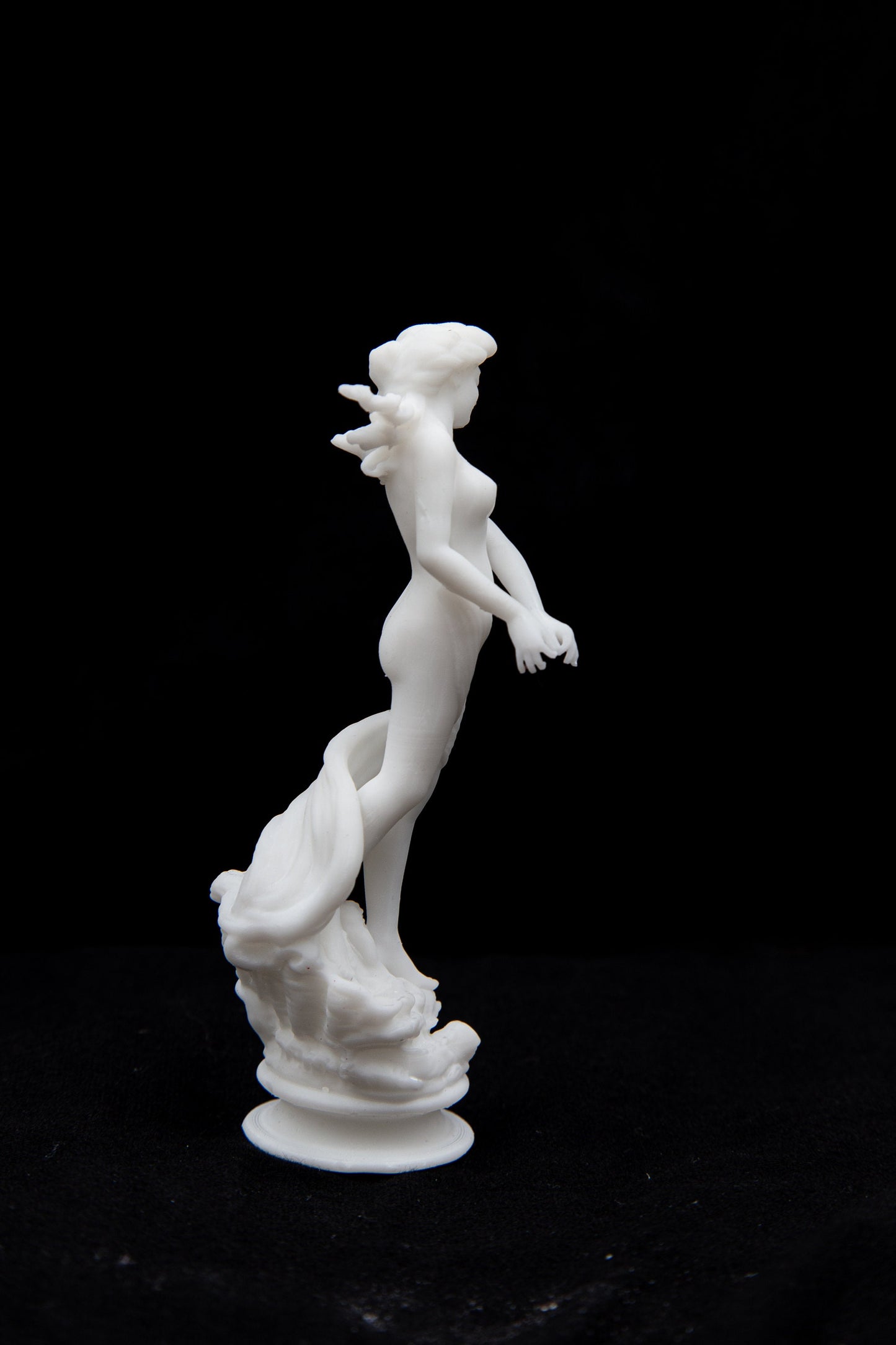 Birth of Venus Figure